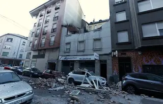 Explosión en Ponferrada. FOTO ICAL (1)