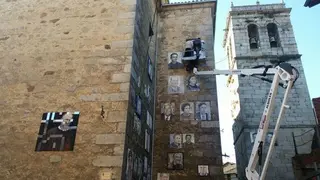 Nuevos retratos amplían la muestra viva en recuerdo a los antepasados de la villa