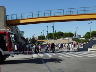 Simulacro evacuación CC El Tormes (11)