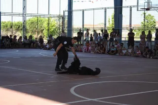 Exhibición de perros policía en Vistahermosa
