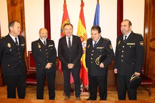 Foto 2. Subdelegado Gobierno nuevo comisario jefe provincial de Operaciones