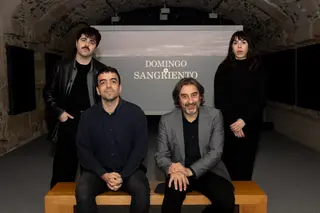 Presentación de 'Domingo sangriento'. Antonio López-Berges (realizador) y Javier Panera (director SAC USAL).Detrás: Iván Andrés (cantante) y Laura Bueno (comisaria). Autora: Sandra López - Comunicación USAL