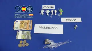 Sustancias y dinero incautado