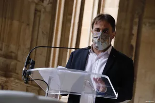 Castaño: “No hubo ningún político en España, menos yo, que dijera que no cerraran el ocio nocturno. Porque estaban viendo Telecinco”