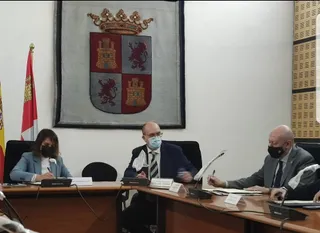 FSIE firma el acuerdo de carrera profesional para docentes de la enseñanza concertada. | FOTO ARCHIVO