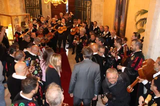 Carlos García Carbayo, recibe a la Real Asociación de Antiguos Tunos de la Universidad de Salamanca