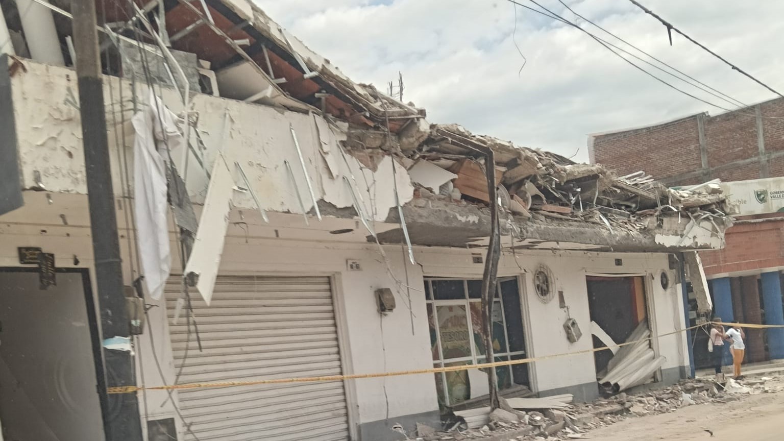 Consecuencias Del Terremoto Ocurrido En Colombia   H&eacute;ctor Saavedra  (5)