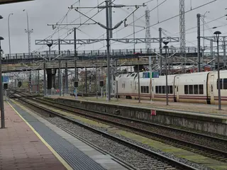 Estación de tren de Salamanca. RENFE. ADIF. Vialia. Trenes en Salamanca. Foto de archivo. S24H