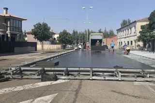 Los feriantes han comenzado a instalarse en la zona del Paseo de la Estación