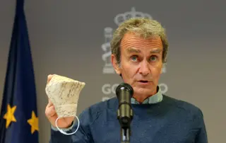 Simón, sobre el fin de las mascarillas en exteriores: "julio, o incluso antes, puede ser una buena fecha"