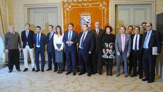 El Ayuntamiento y la Cámara de Comercio activan un Plan Integral de apoyo al sector