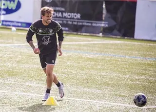 Isma Cerro, en un entrenamiento con el Guijuelo : FOTO CD Guijuelo