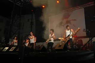 La M.O.D.A no defrauda y abre con éxito la serie de conciertos de fiestas