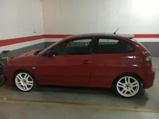 Seat Ibiza Cupra robado en Castellanos de Moricos y que ha aparecido en Cabrerizos