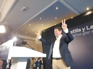 Elecciones 13 F Alfonso Fernández Mañueco PP comparece tras ganar las elecciones (1)