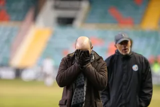 Calderón se lleva las manos a la cara tras el 1-1 / FOTO SALAMANCA24HORAS.COM