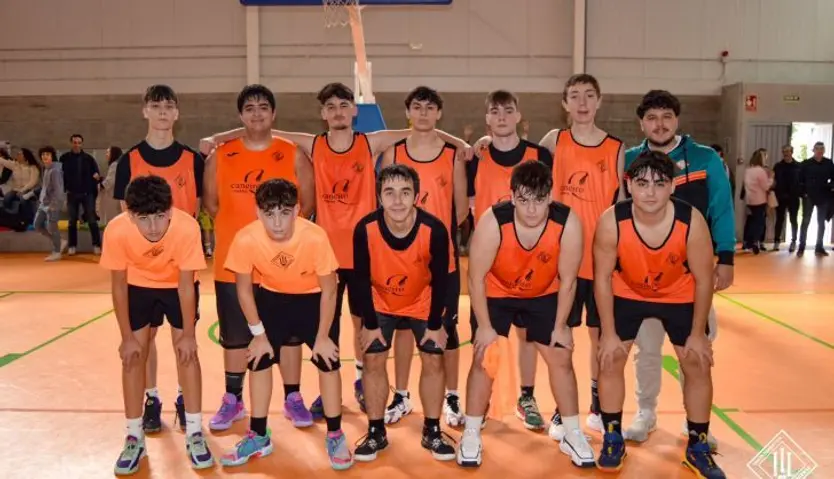 EQUIPO DE BASKET DE LA UD MIROBRIGENSE | FOTO UD MIROBRIGENSE