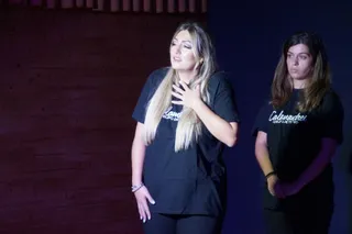 Teatro La Fábula con Calamandrei y la obra “Todas tenemos la misma historia”’