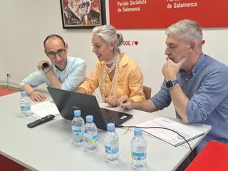 Ana Casado se reúne con alcaldes del PSOE para tratar el tema de la vivienda (2)