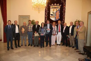 Francisco López y Amalia Iglesias, ganadores de los Premios de Novela y Poesía Ciudad de Salamanca