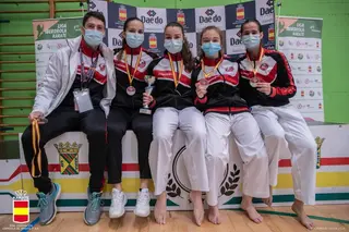 El Kyoto Salamanca, subcampeón Nacional de karate en cadete femenino