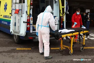 Ambulancia COVID hospital (8)