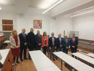 Carmen Martin Gaite estrena un aula en Anayita | S24H