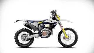 Moto Husqvarna FE y TE. Foto FACUA
