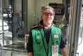 José Carlos Gomes Amado, Agente Vendedor Del Quiosco Que Hay En La Plaza Del Barrio Vidal