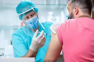 La tendencia negativa de la pandemia se consolida en Salamanca, con un nuevo paciente con COVID muerto en el Hospital y 61 positivos este jueves