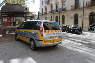 Vehículo de la DGT en Salamanca