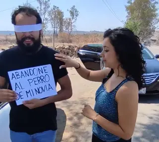 Hombre abandona a su perro | Fotografía @cachitodecielo