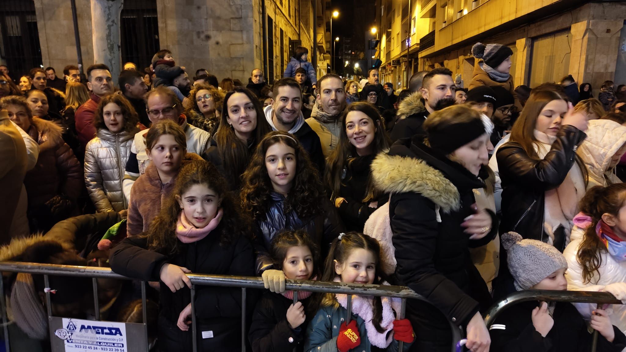 Ambiente a la Cabalgata de SS.MM. Los Reyes Magos. Fotos: Míkel Antúnez