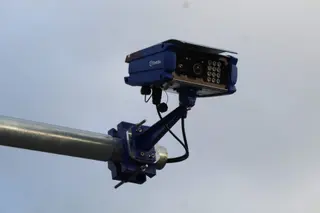 Radar de tramo en la avenida de Lasalle