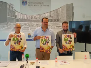 Juan Carlos Bueno, David Mingo y Norberto Flores presentan las fiesta de Santa Marta