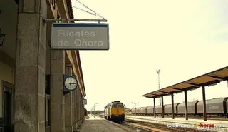 La lentitud de la modernización de la línea a Fuentes de Oñoro es una de las críticas de la Plataforma