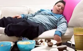 Castilla y León mantiene a raya la otra pandemia, la de la obesidad infantil, pero uno de cada cuatro niños tiene exceso de peso