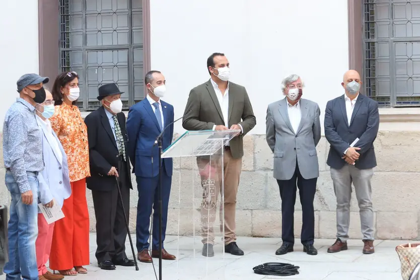 Responsables del proyecto, durante el concierto que ha clausurado la muestra