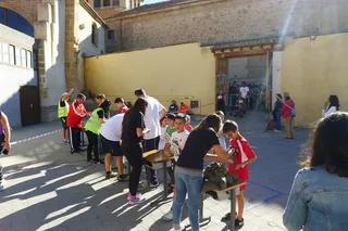Primera carrera solidaria de Las Siervas-San José