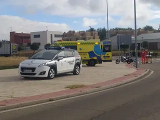 Accidente en la rotonda de la avenida Palmeras en Cabrerizos