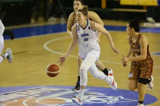 Katie Lou, en una contra ante Reyer Venezia | FOTO SALAMANCA24HORAS.COM