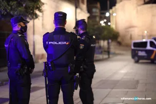 Agentes de la Policía Nacional en Salamanca