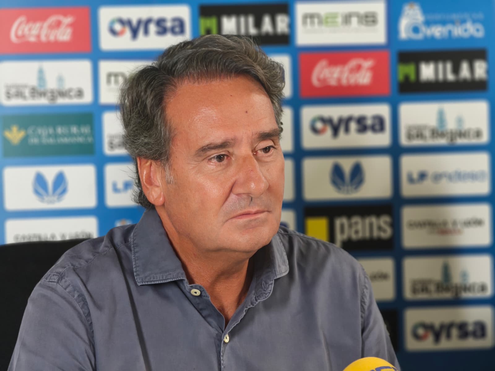 Jorge Recio, presiidente del Avenida en la presentación de Sara Roumey