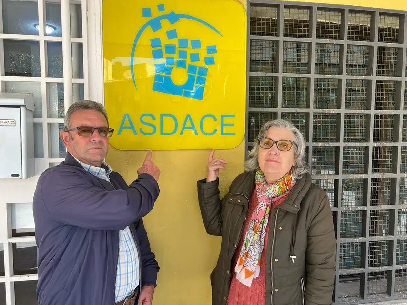 Manoli y Alicio, miembros de ASDACE relatan sus testimonios como persona afectada y familiar | Salamanca24horas