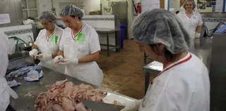 La contratación indefinida a mayores de 45 años alcanza la mejor cifra de la historia