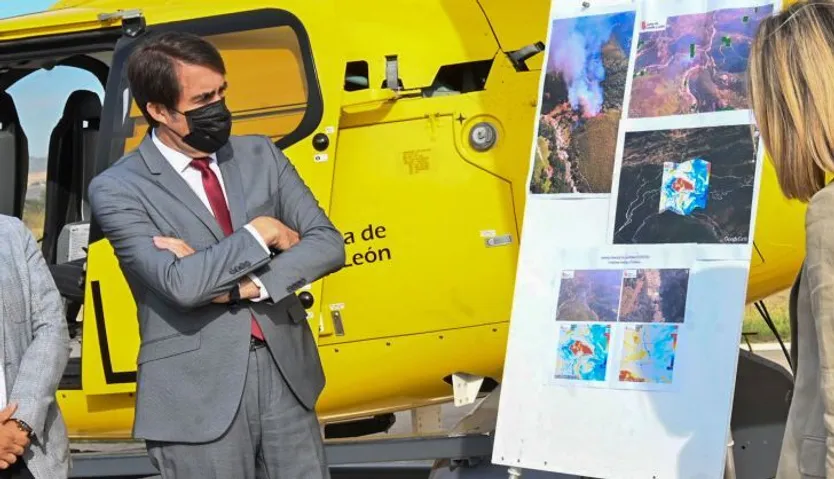 Helicóptero contra incendios 