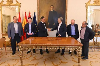 Firma del convenio entre SECOT y el Ayuntamiento de Salamanca | Ayuntamiento de Salamanca
