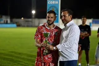 El Guijuelo mejora en el triangular ante Coria y Villanovense