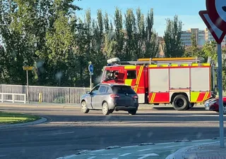 Bomberos por el puente de Felipe VI