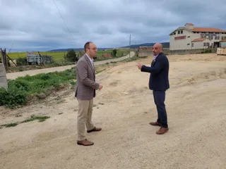 Marcos Iglesias y Ramón Sastre en el nuevo polígono Terralba